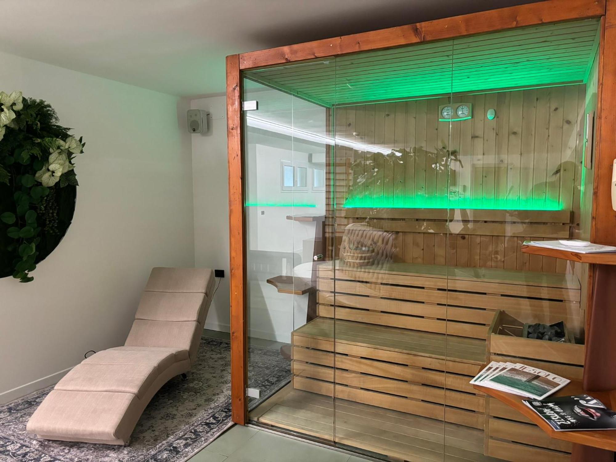 Victoria Frontemare Beach & Spa Hotel Jesolo Exterior photo